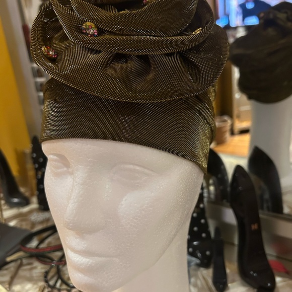 Gold Shimmer Vintage Turban with Flower Pouf and Embellished Stones - Picture 2 of 2